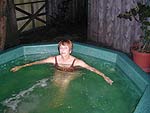 t_hottubJess.jpg - 4591 Bytes