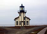 t_ptCabrilloLightHouse2.jpg - 3143 Bytes