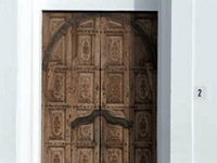 And then we found the Gallery "El Marsa Galeri" with a complicated and amazing wooden door. (this image was online.  The door when we got there had a grate in front of it and was hard to see.)